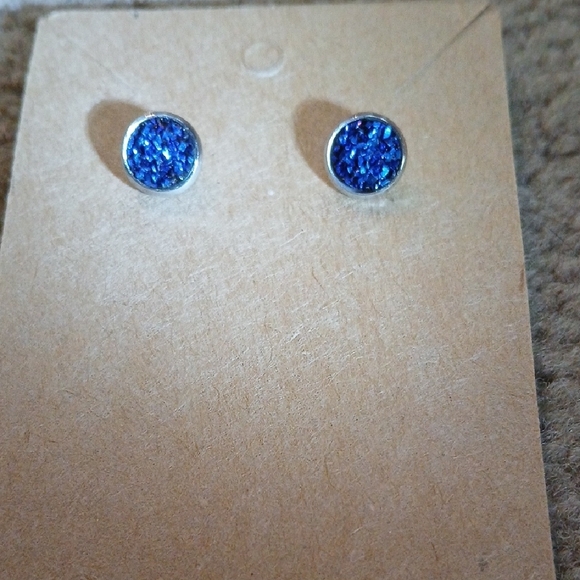 Sparkling Midnight Blue Earrings - Picture 2 of 2